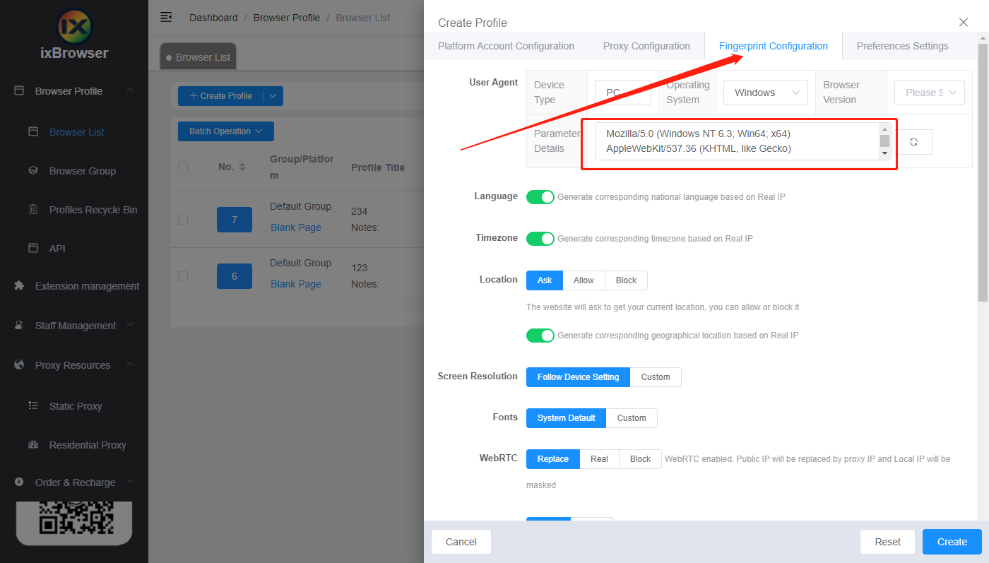 Вкладка Fingerprint Configuration в ixBrowser: включены переключатели языка и часового пояса по реальному IP, WebRTC стоит на Replace.